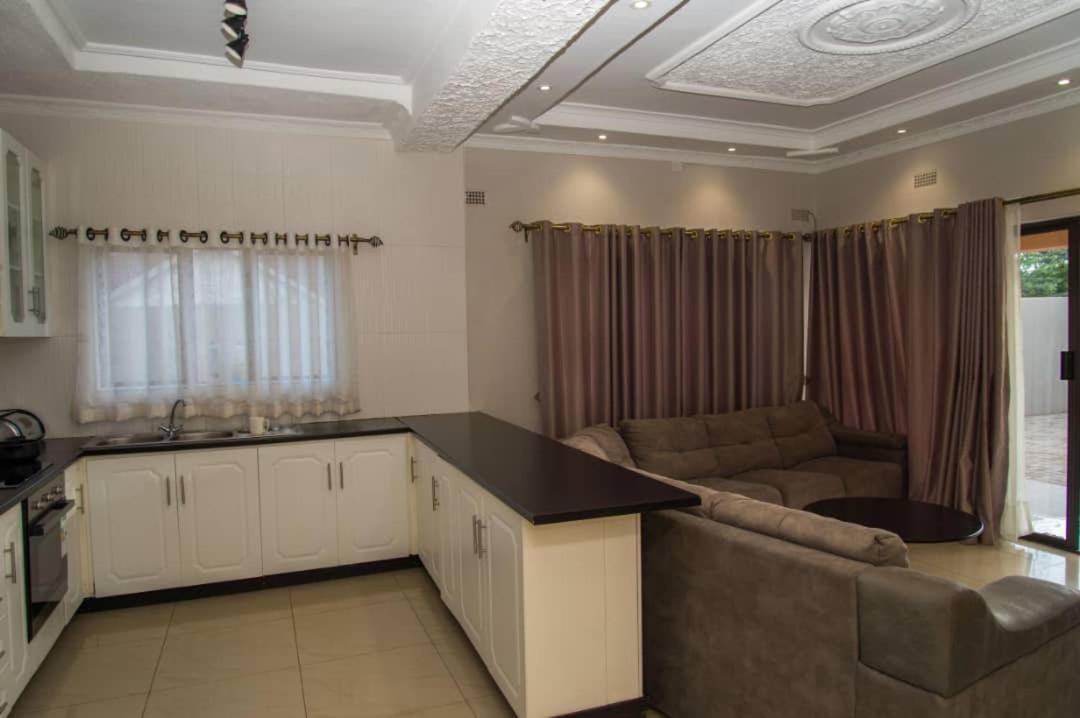 848 Guest House Καταρράκτες Βικτωρίας Εξωτερικό φωτογραφία